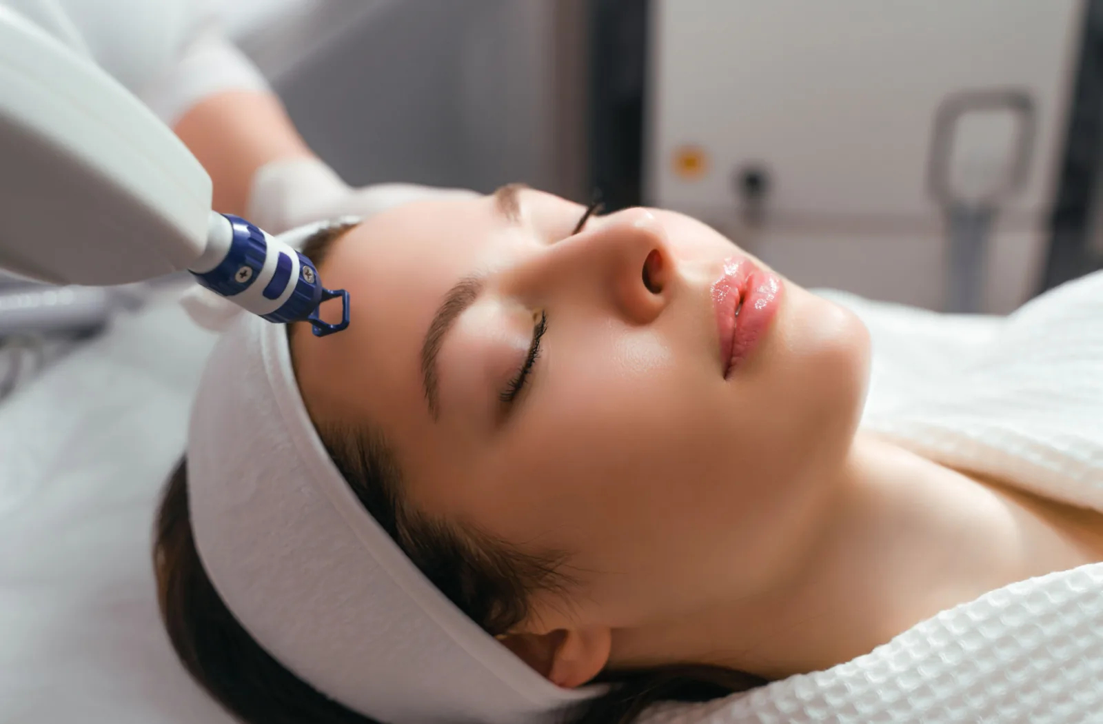 Comprehensive guide on laser skin resurfacing duration